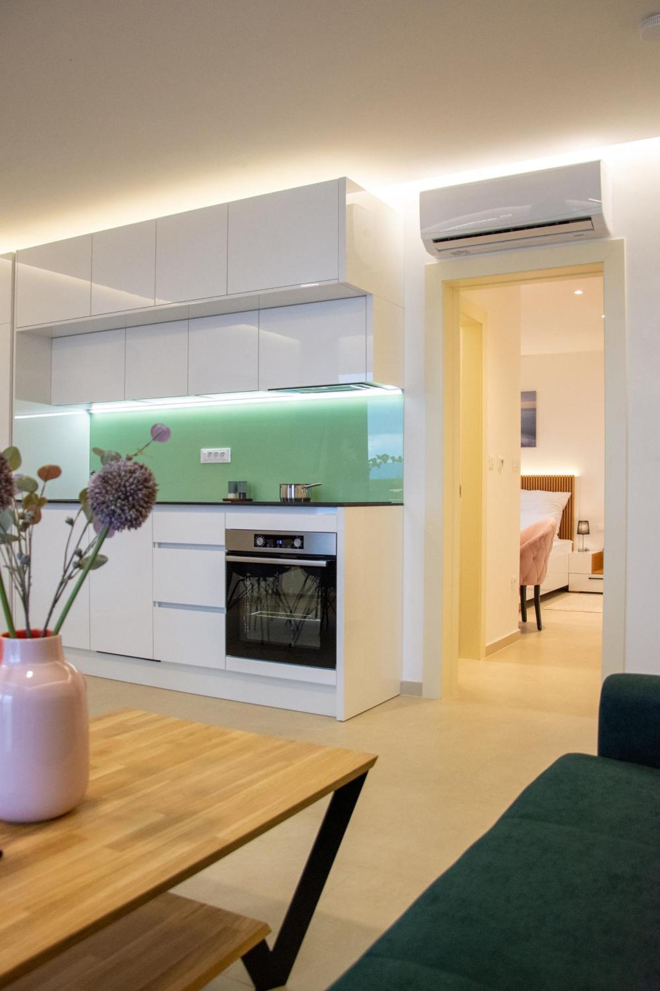 לוקבה Joell Apartments מראה חיצוני תמונה